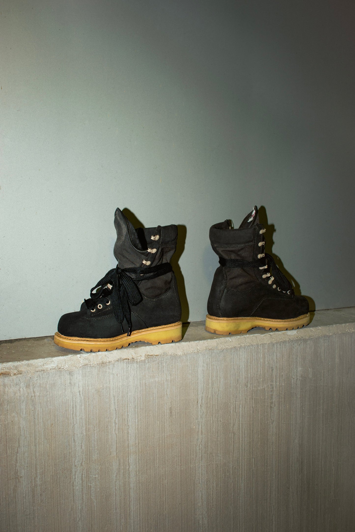 Ghost Sandstrike Boots