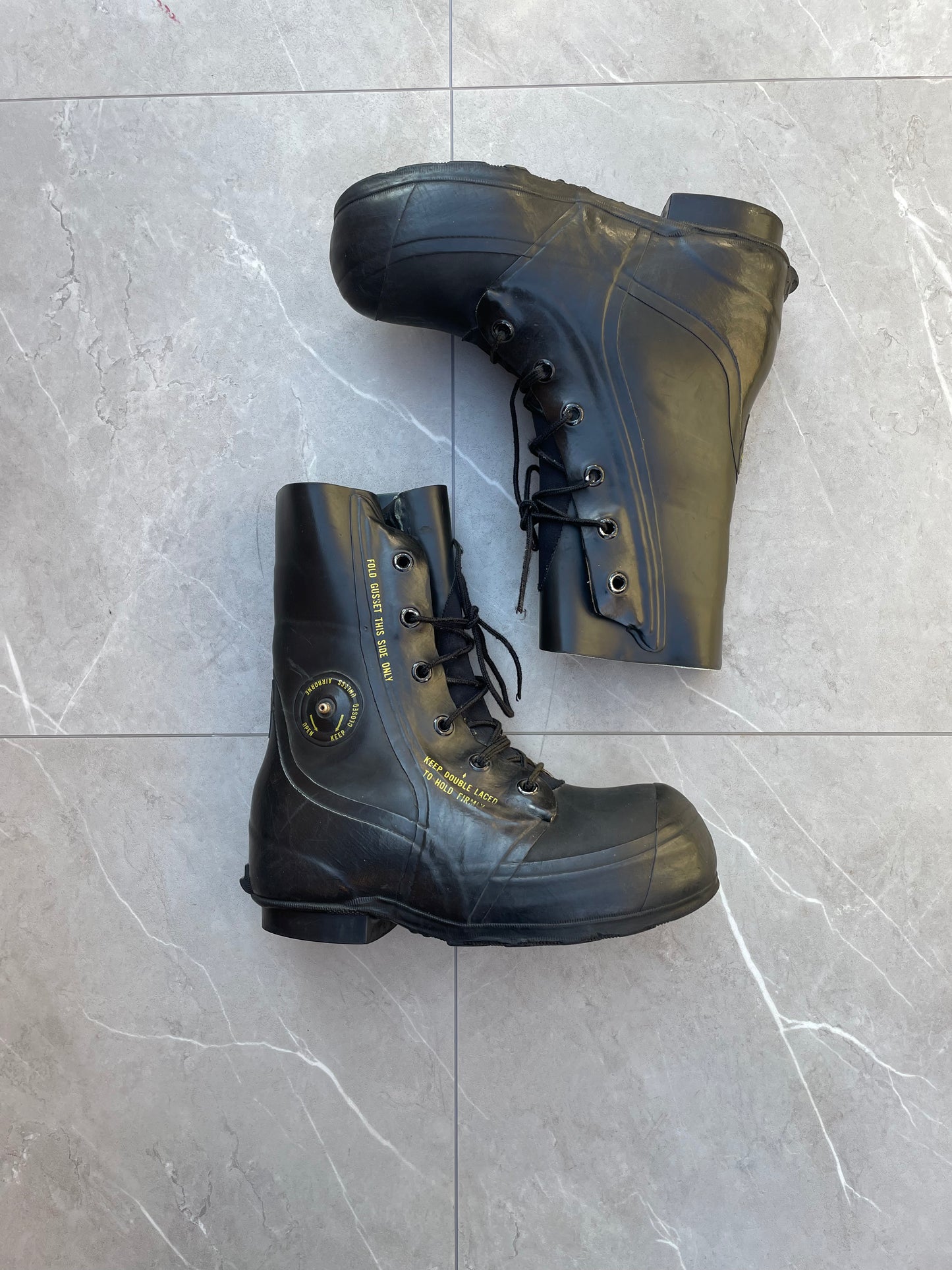 1970s/80s Vintage Mickey Mouse Bunny Combat Boots