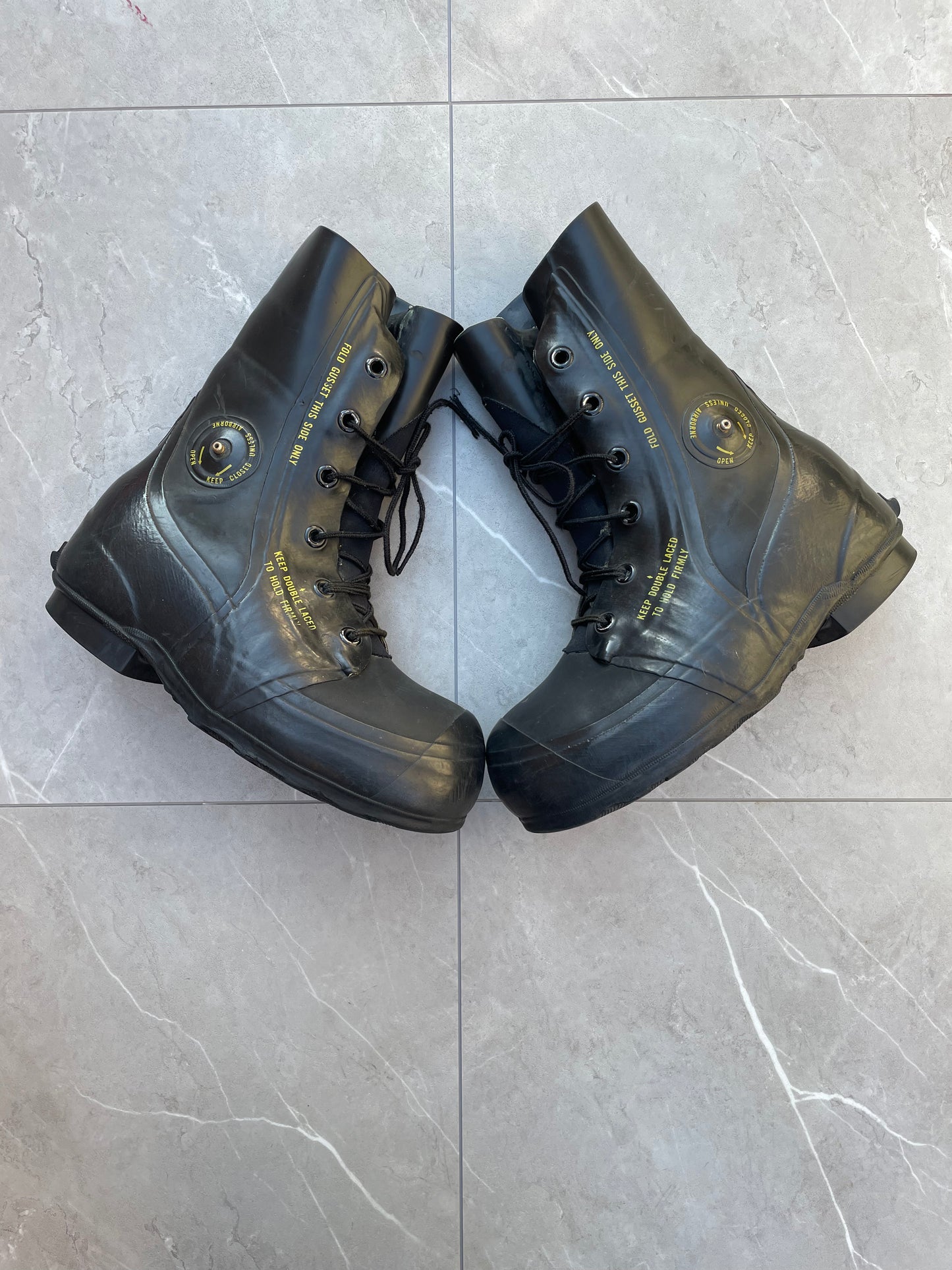 1970s/80s Vintage Mickey Mouse Bunny Combat Boots