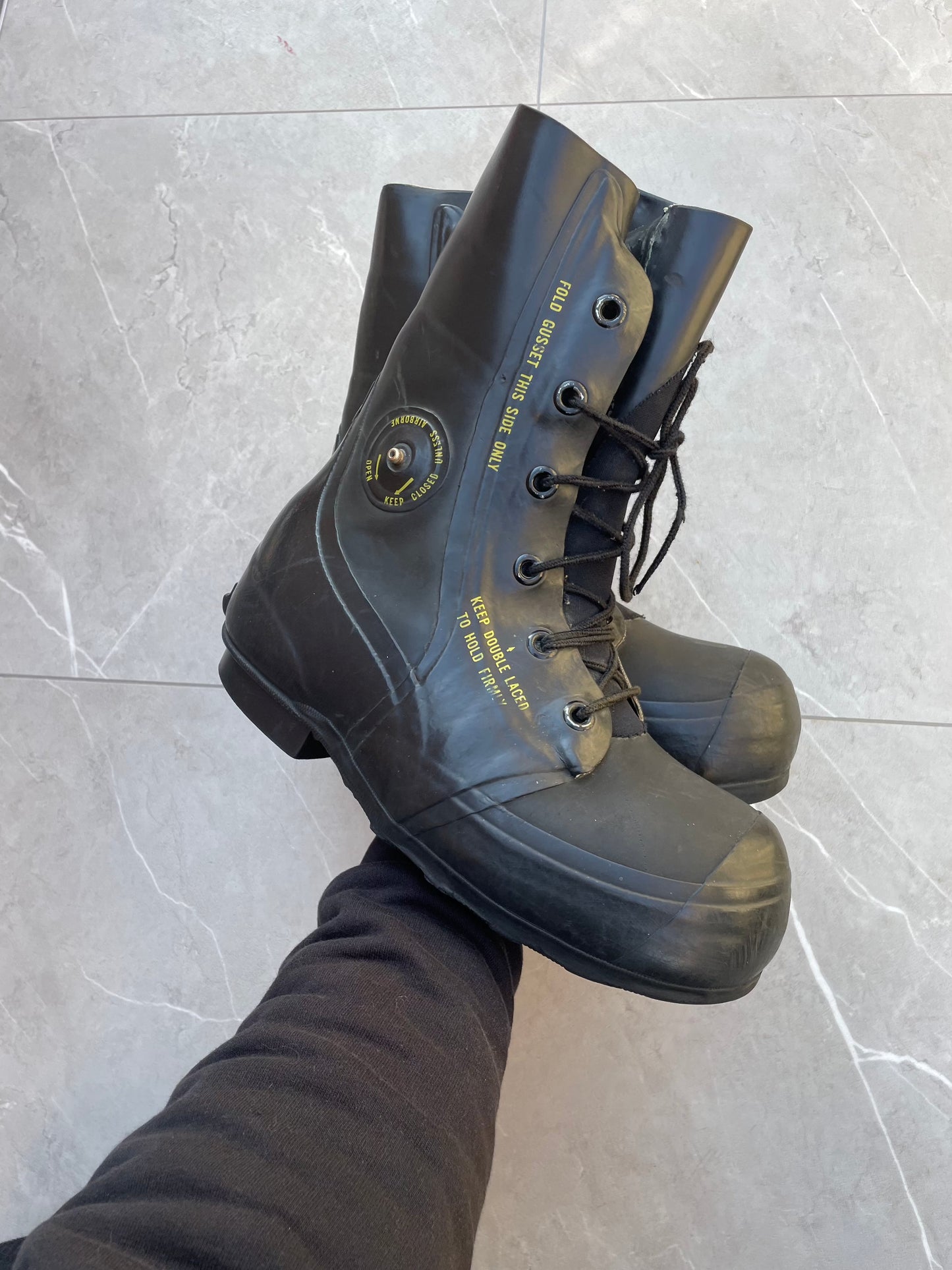1970s/80s Vintage Mickey Mouse Bunny Combat Boots