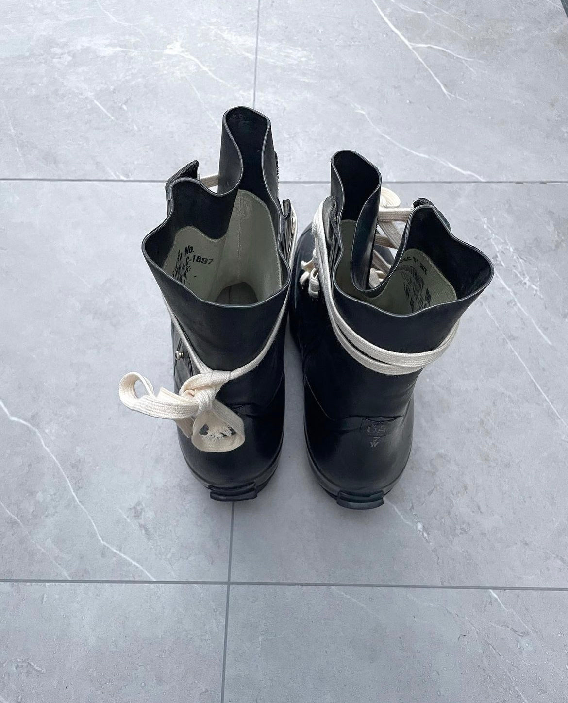 1970s/80s Vintage Mickey Mouse Bunny Combat Boots