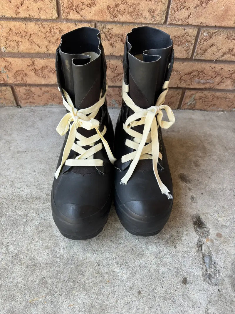 1989 RARE MILITARY Bunny/Mickey Combat Boots