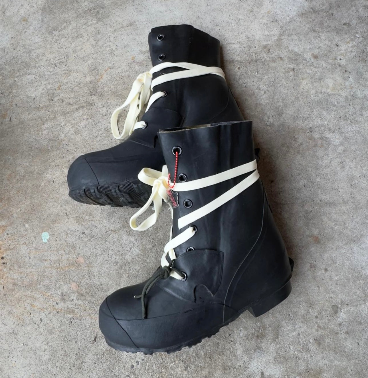 1970s/80s Vintage Rubber Bunny Mickey Boots