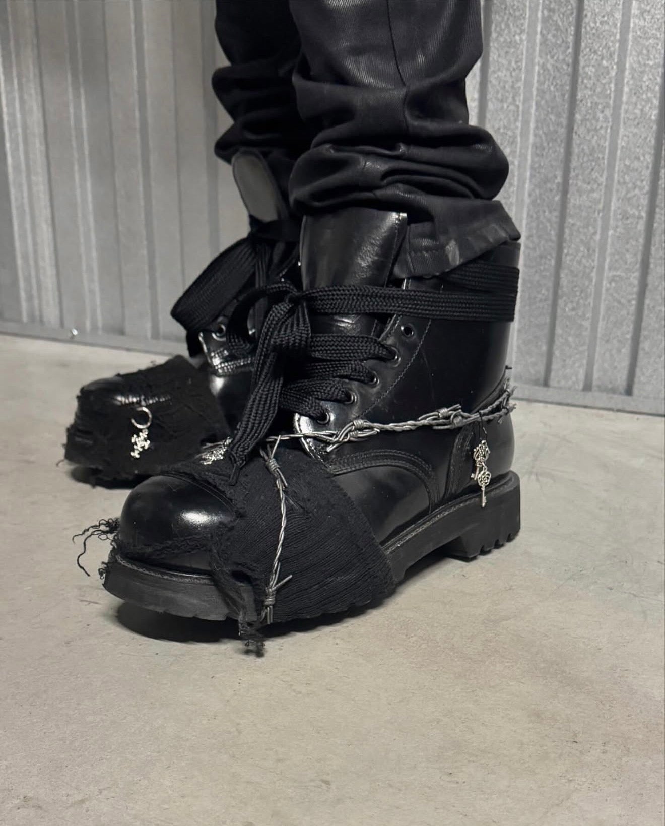 80's GRAVEYARD ANKLE BOOT