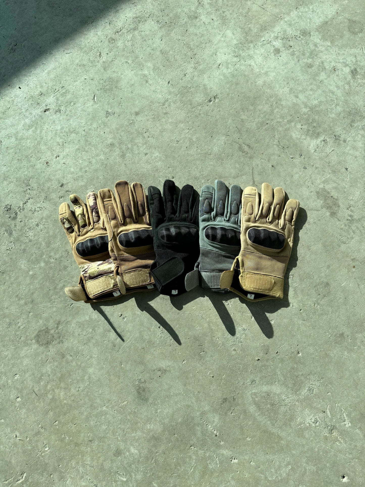 Armoured Knuckle Combat Gloves