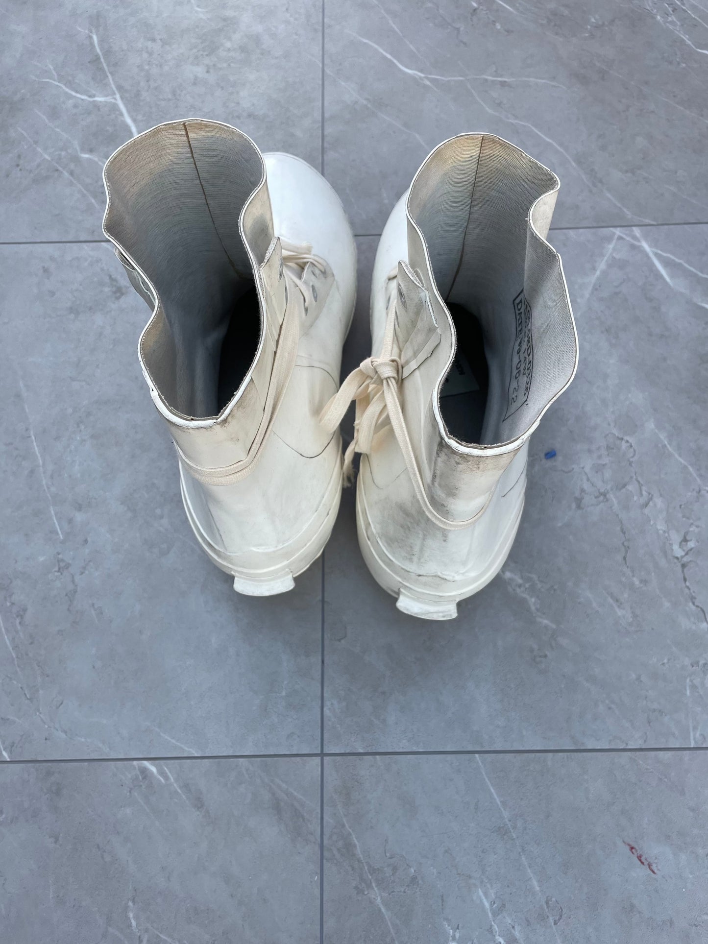 90s White Vintage Mickey Mouse Bunny Combat Boots