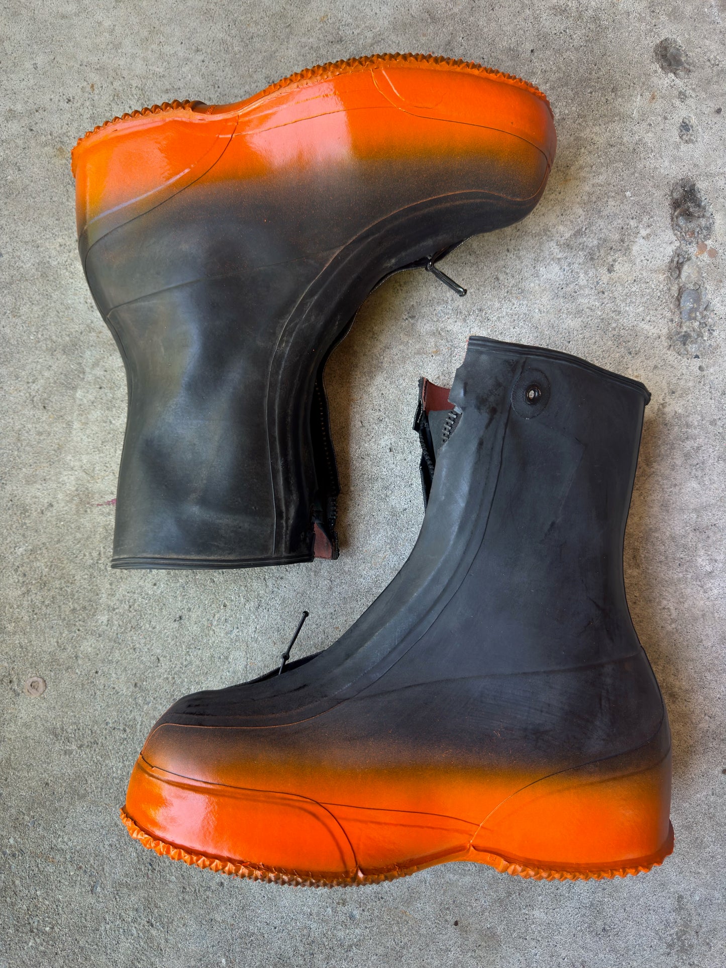 Vintage 1980s Hunter Orange Dune Boots